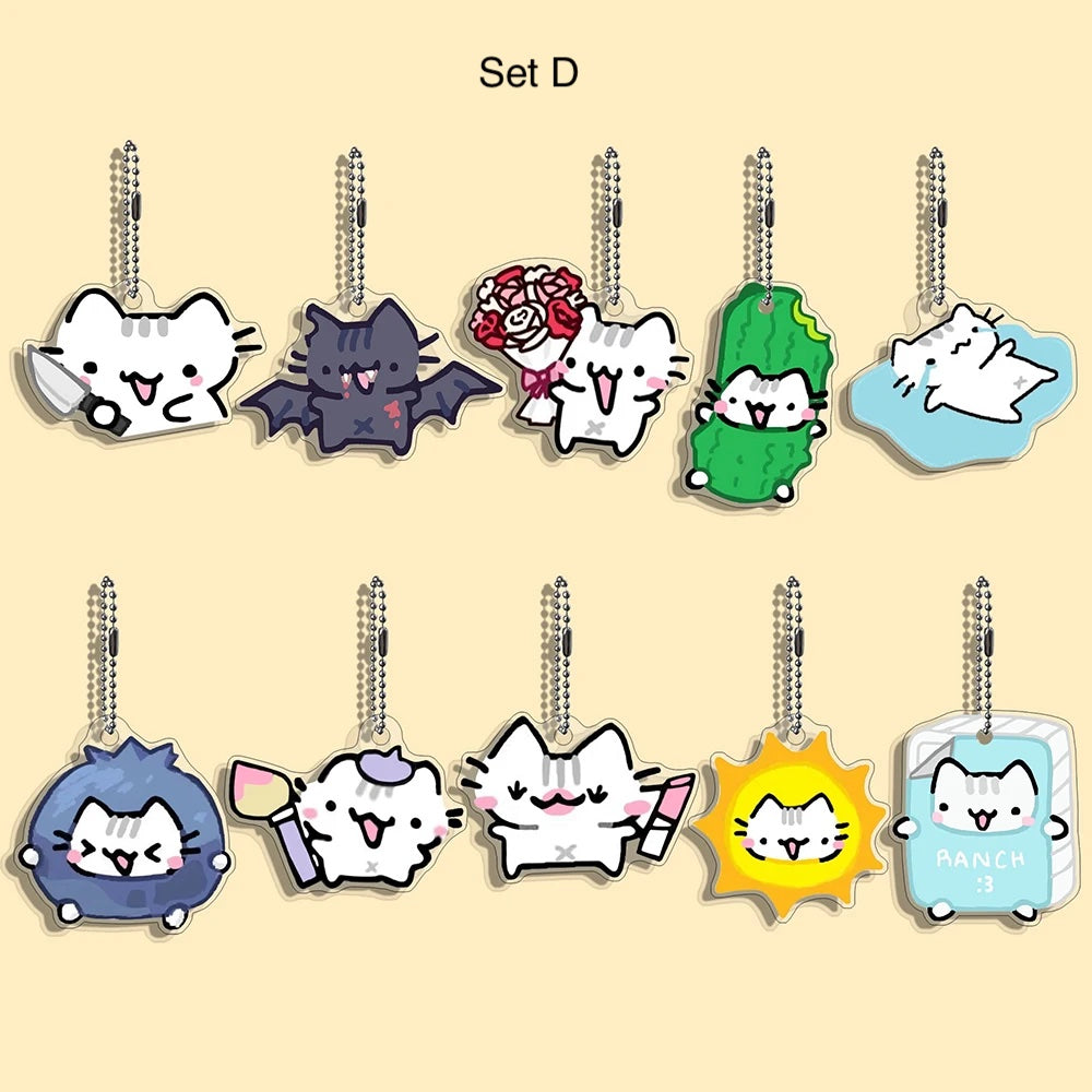 Tiny Crazy Cat Keychain Charms – 10 or 40 Piece Set 🐱✨